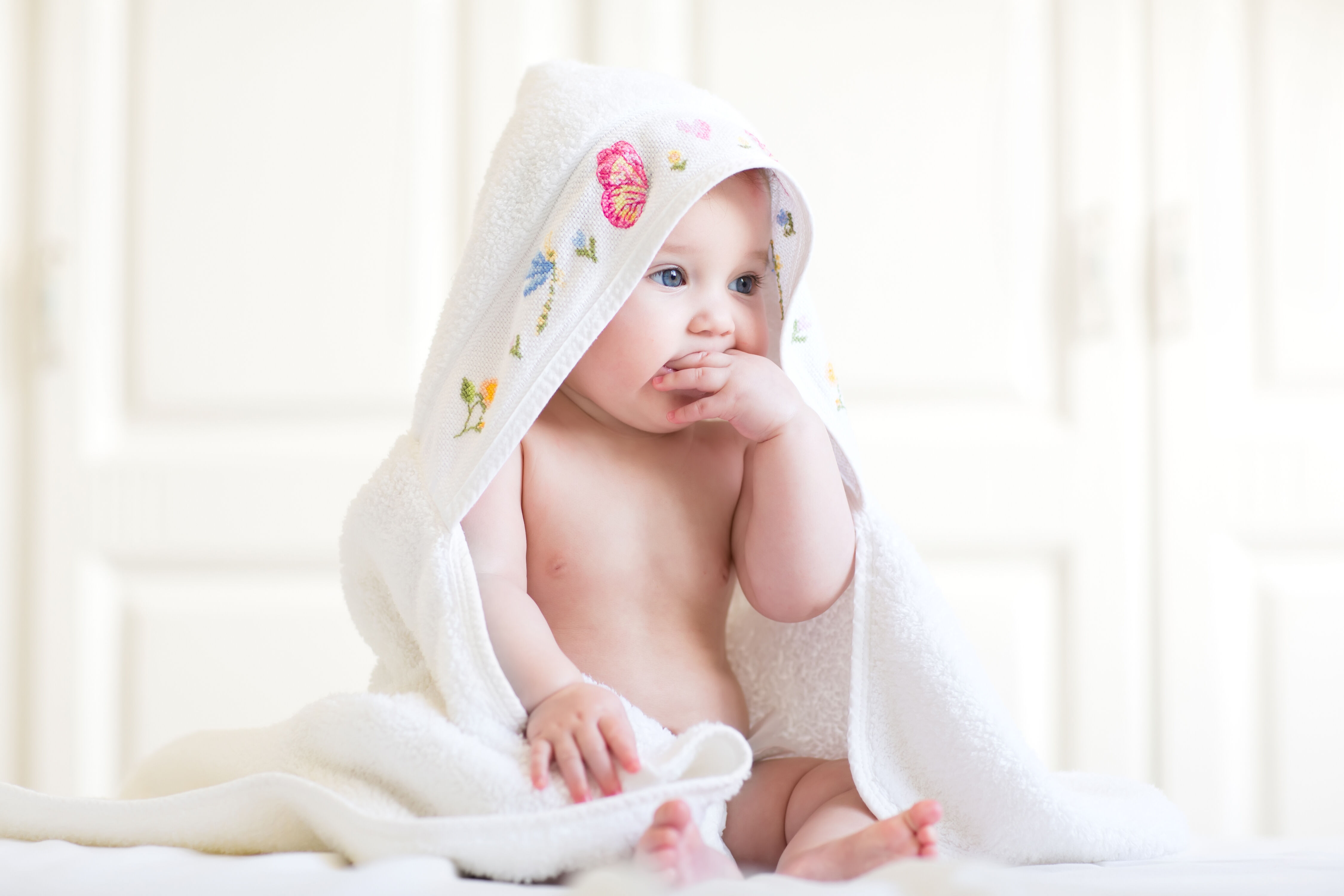 Cách nhận biết được mụn sữa/mụn kê ở trẻ sơ sinh?
